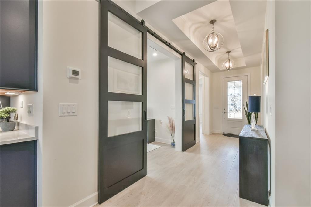 284 Pecks Court