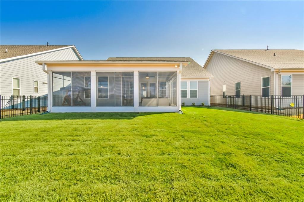 284 Pecks Court