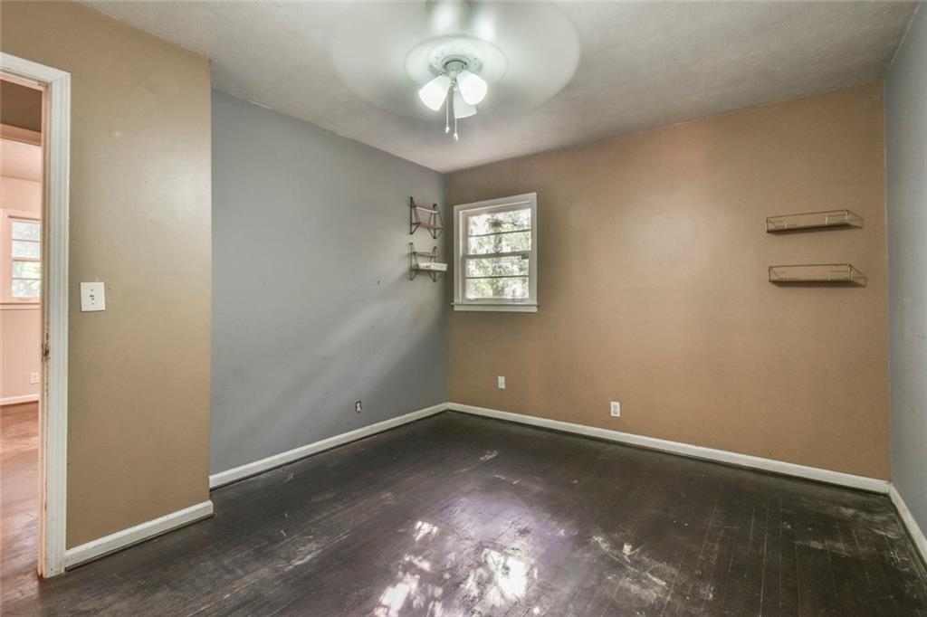 625 Long Circle NW