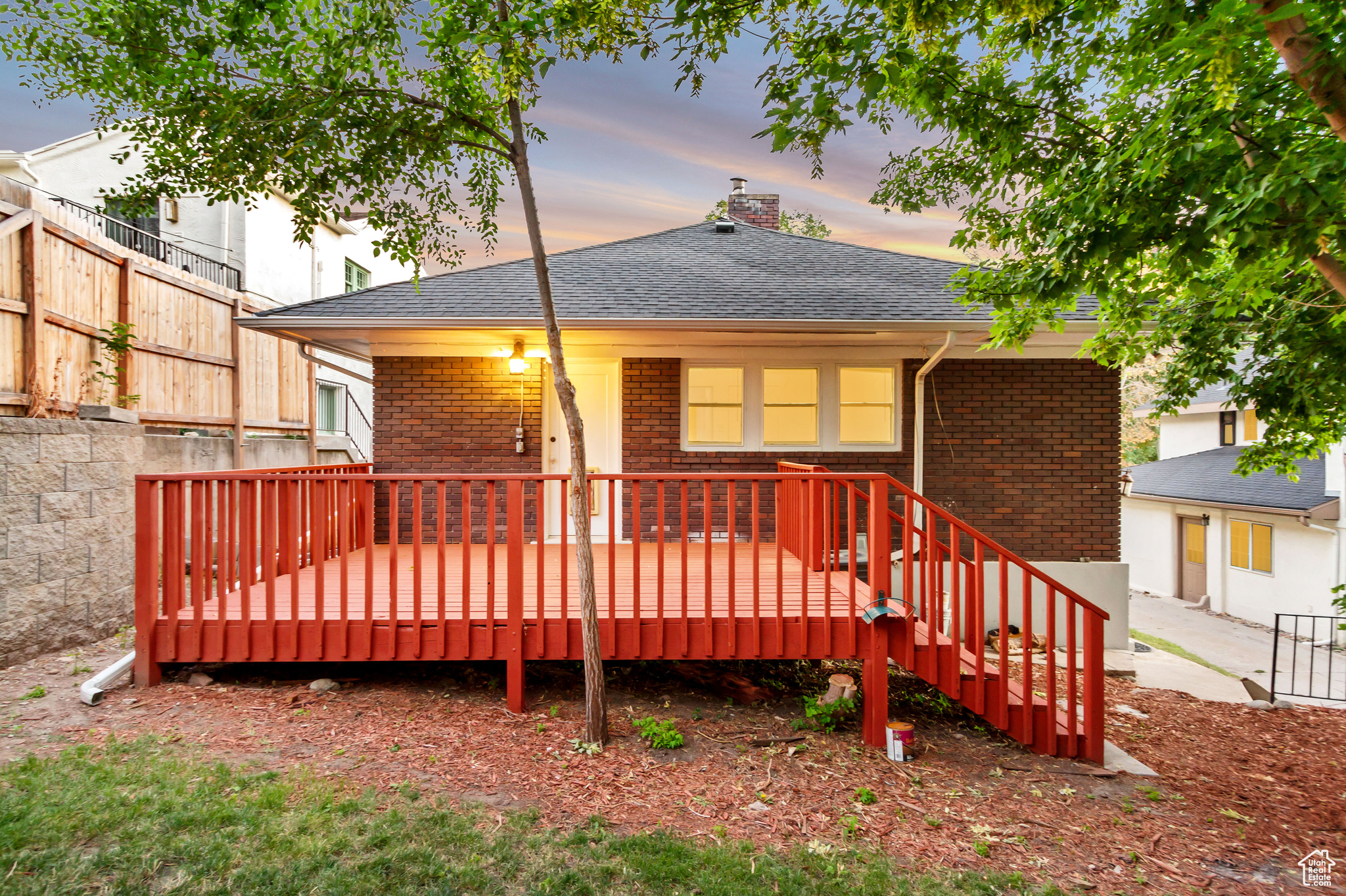 1159 E HERBERT AVE