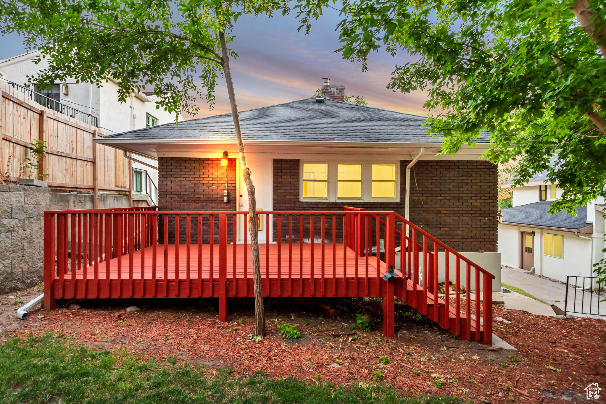 1159 E HERBERT AVE