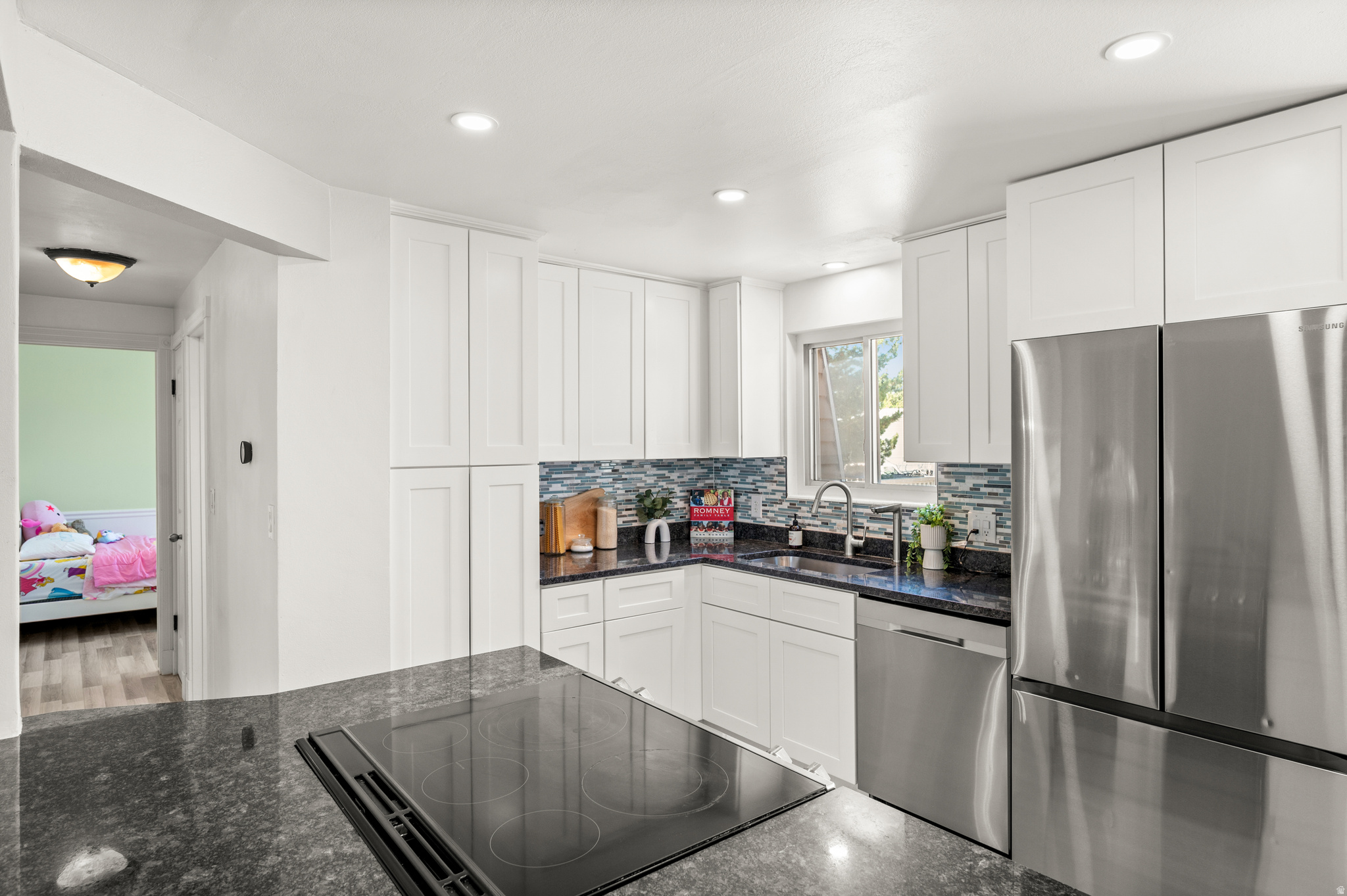 3786 W FAIRMOUNT CIR