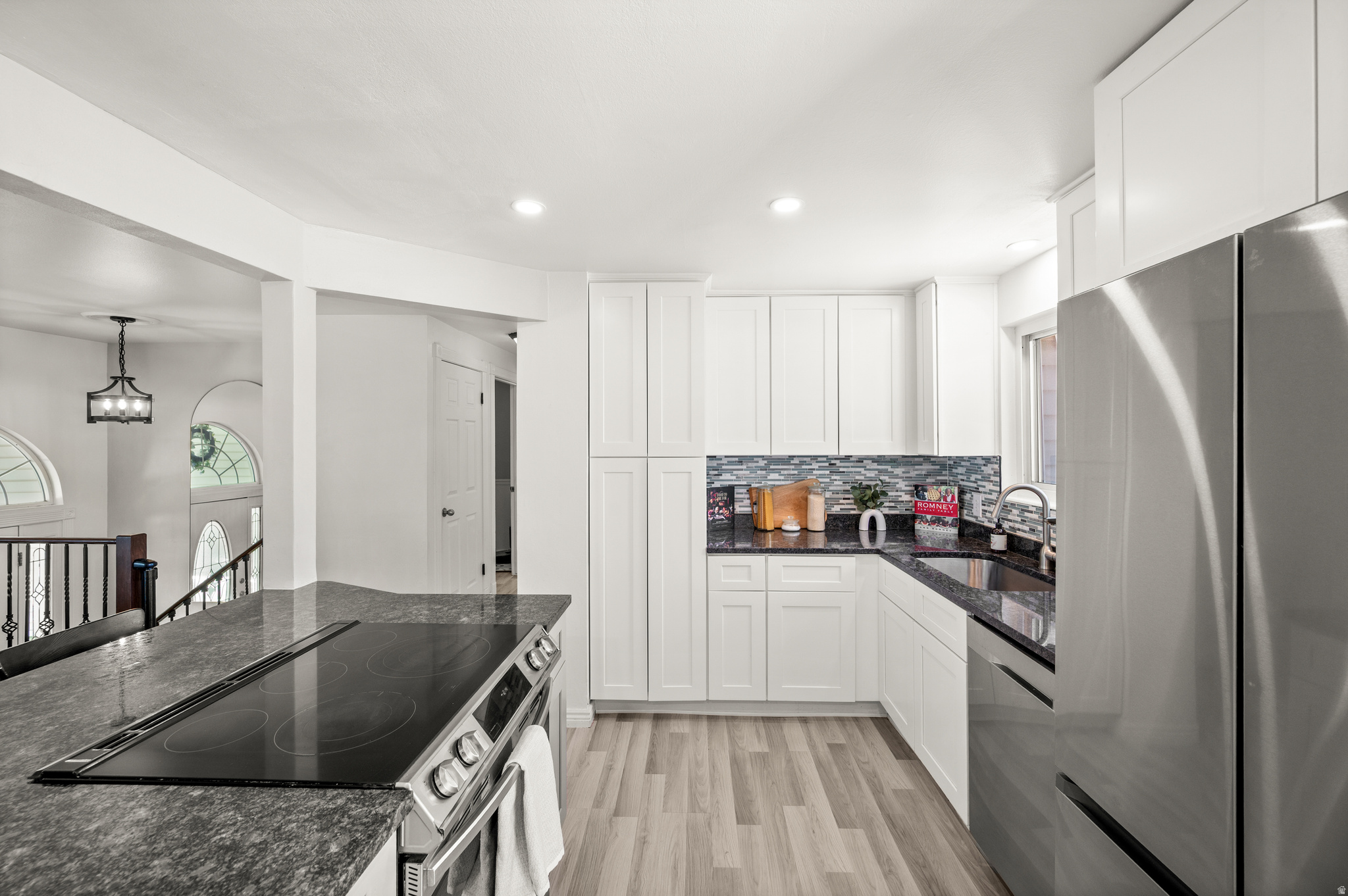 3786 W FAIRMOUNT CIR