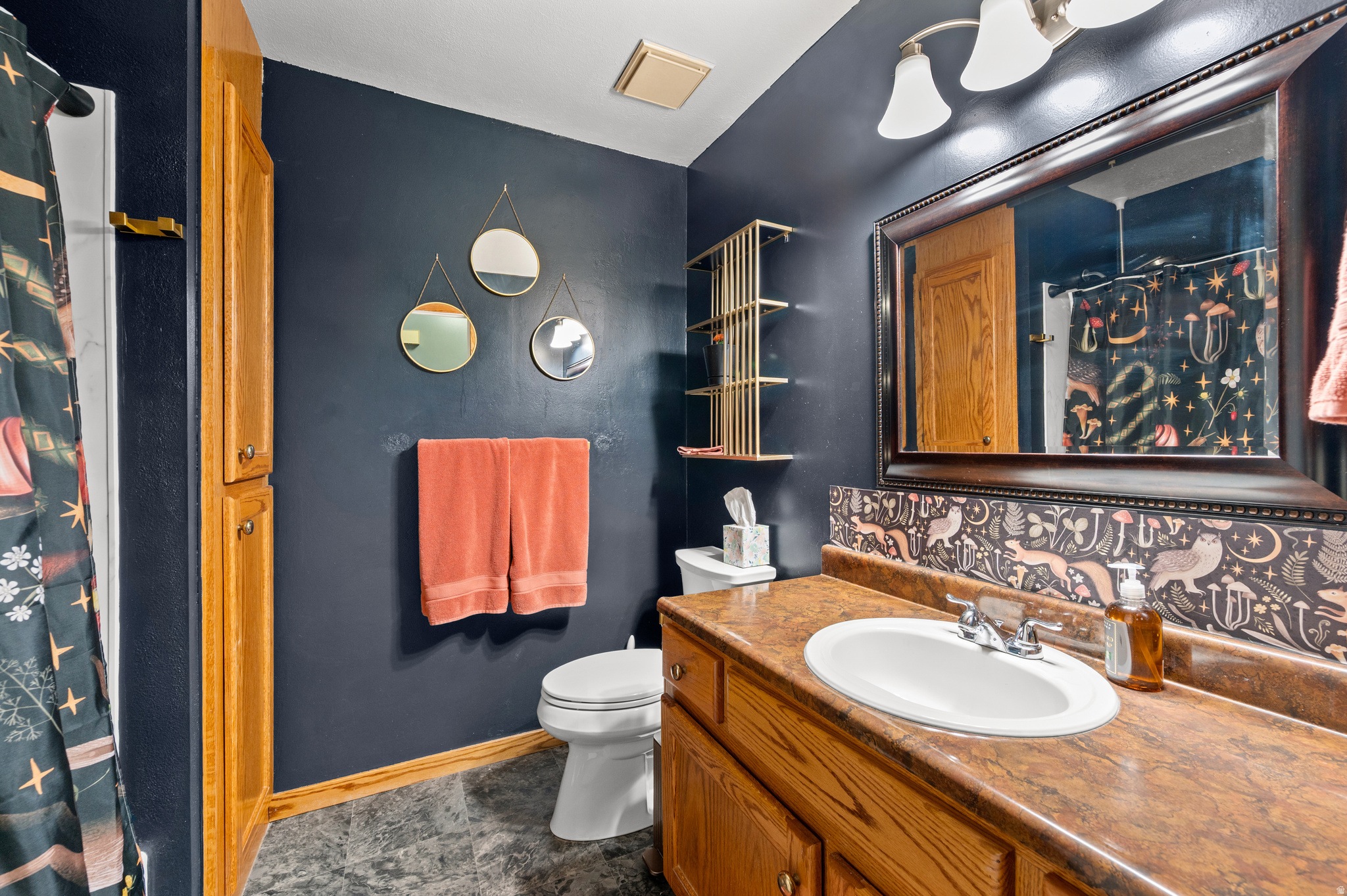 1398 W HAWKSBILL DR