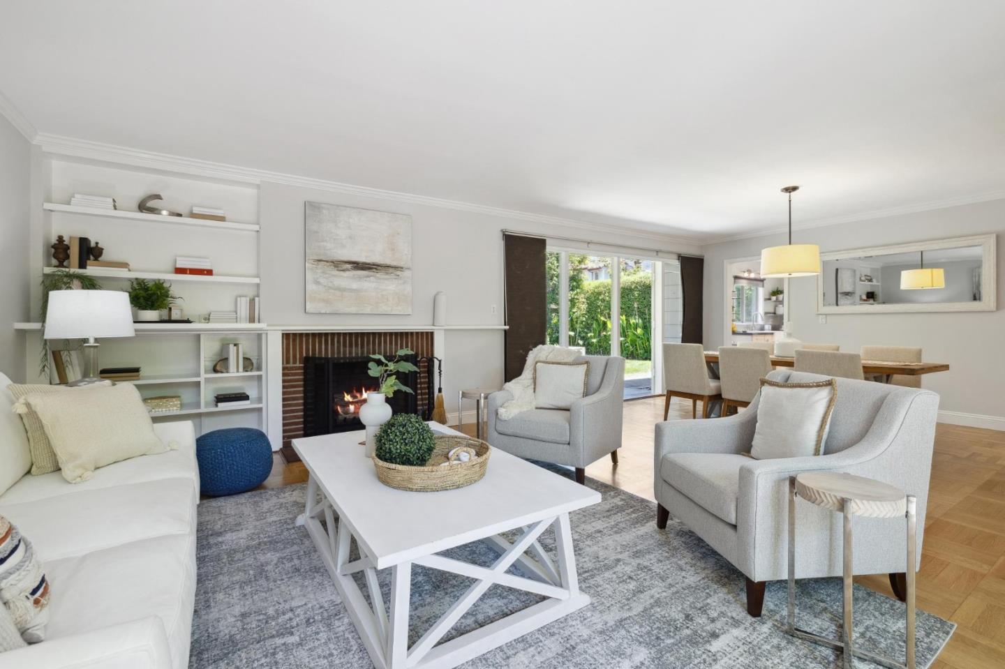425 East Meadow Drive