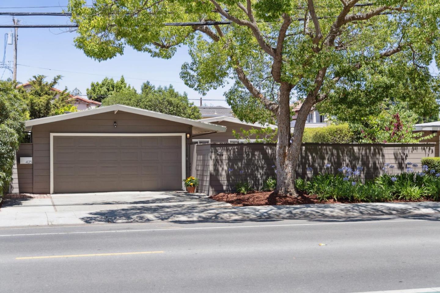 425 East Meadow Drive