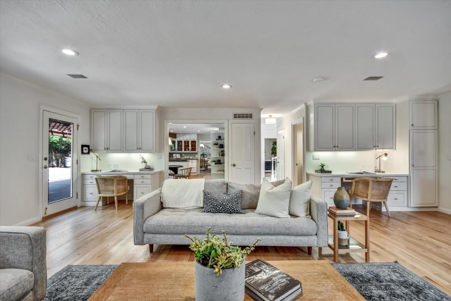 1017 Dartmouth Lane