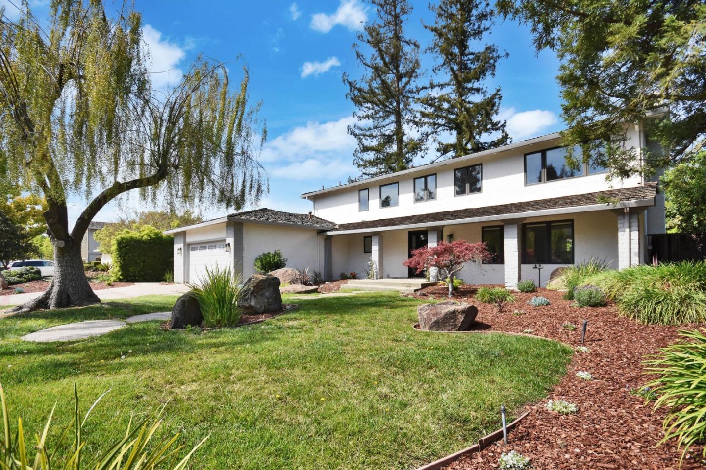 1017 Dartmouth Lane