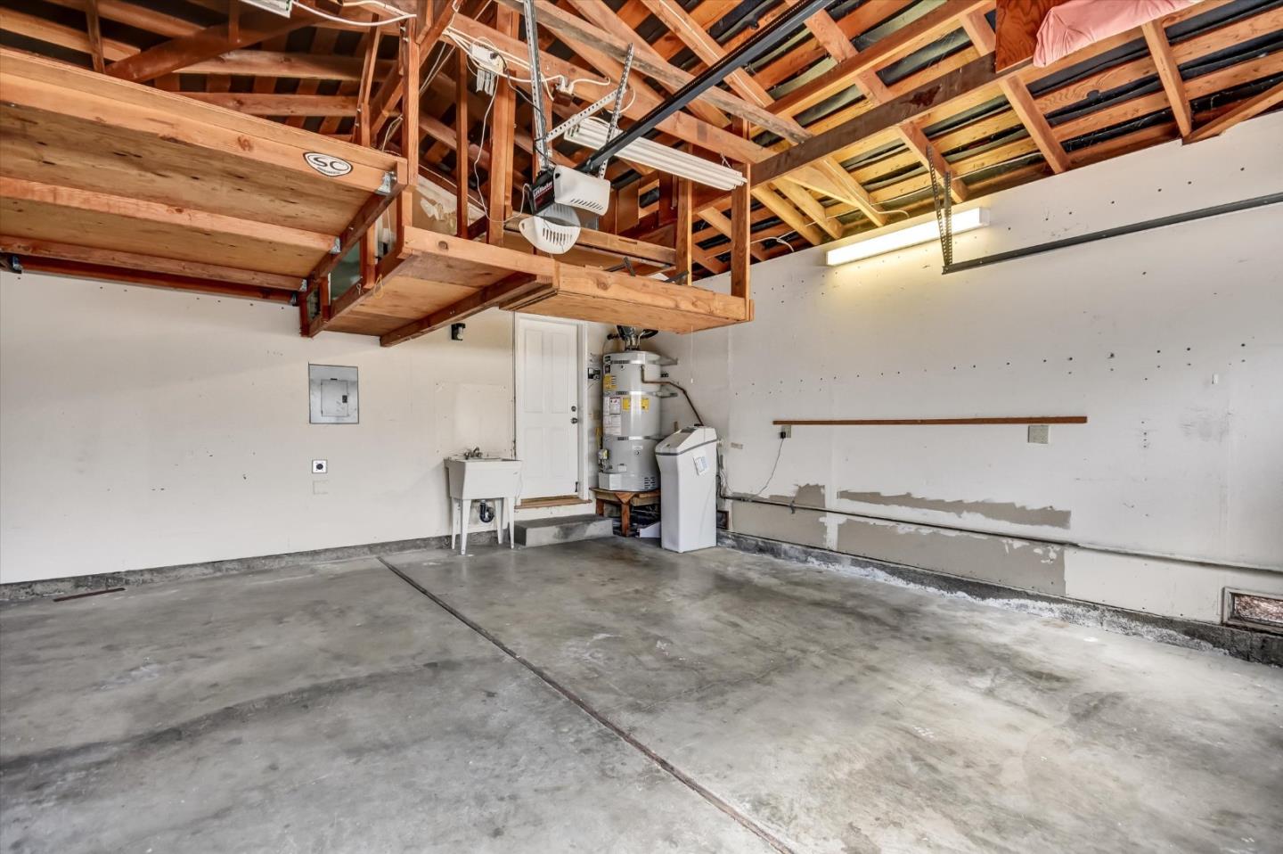 1017 Dartmouth Lane