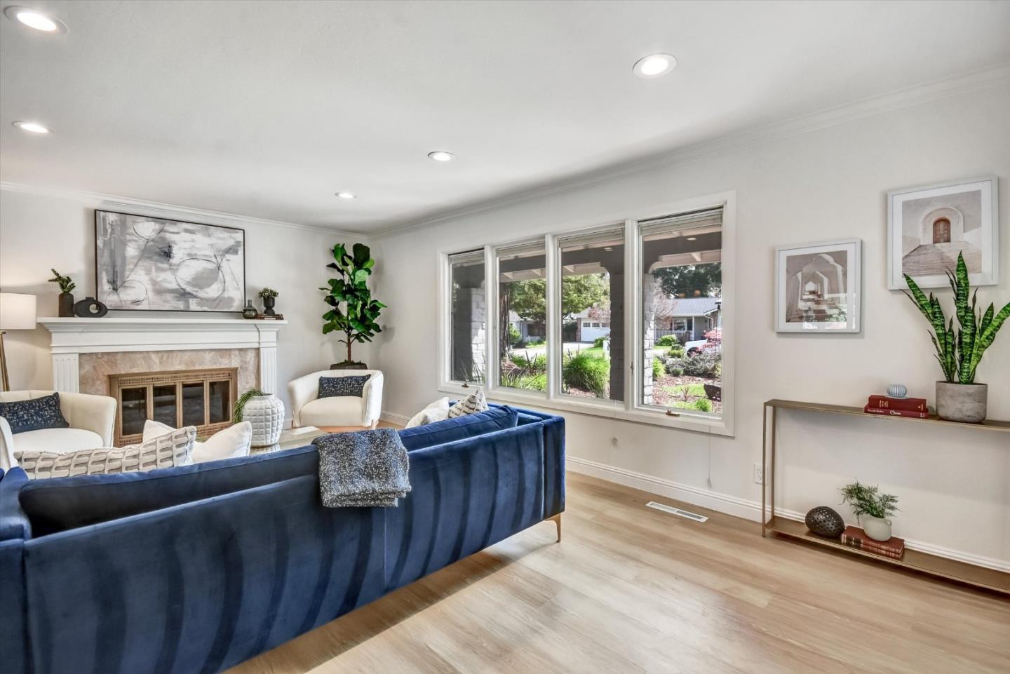 1017 Dartmouth Lane