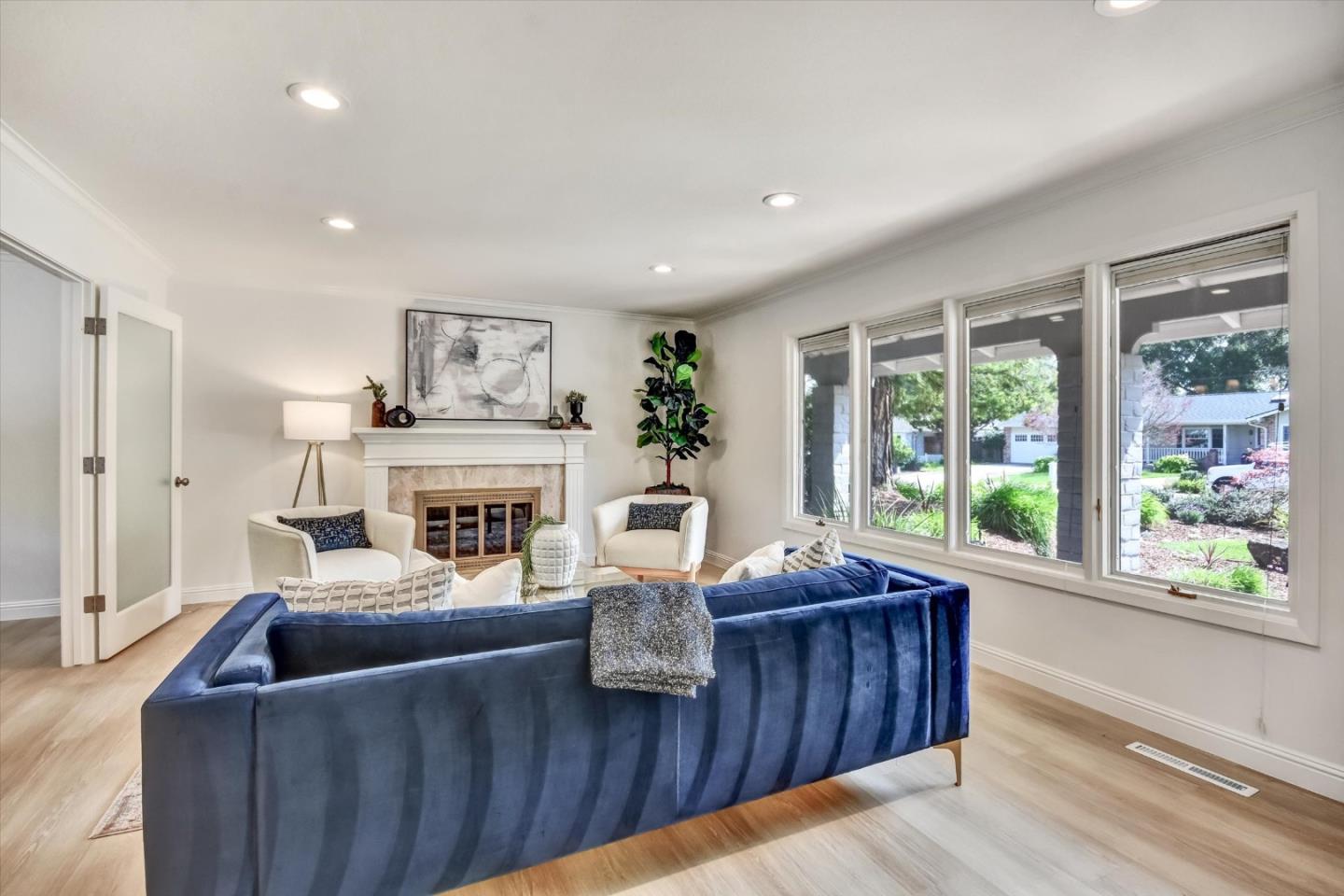 1017 Dartmouth Lane