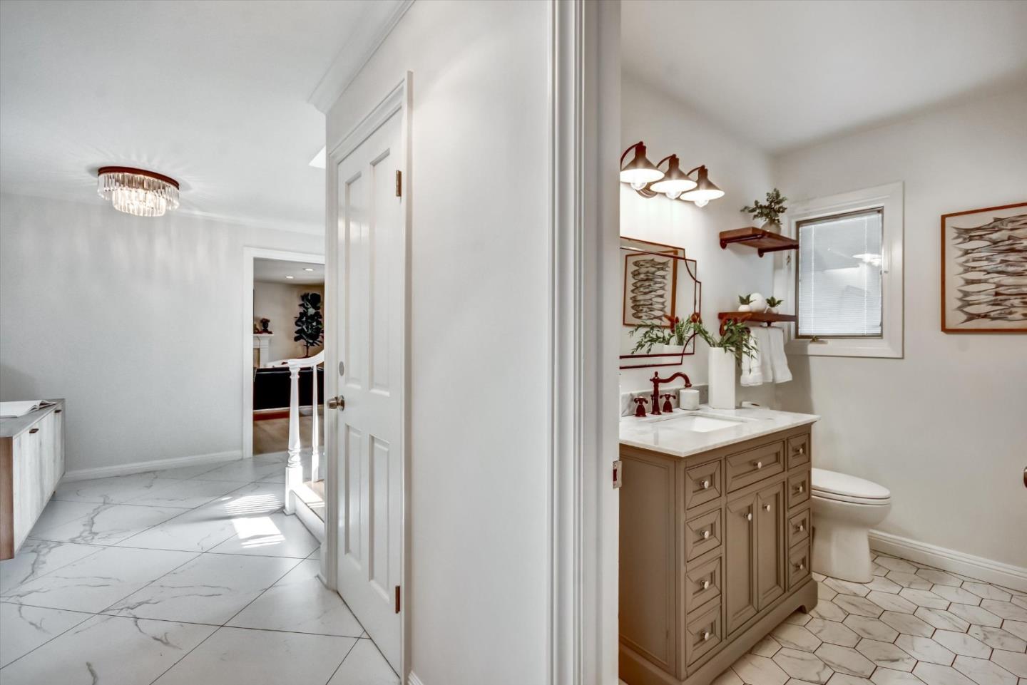 1017 Dartmouth Lane