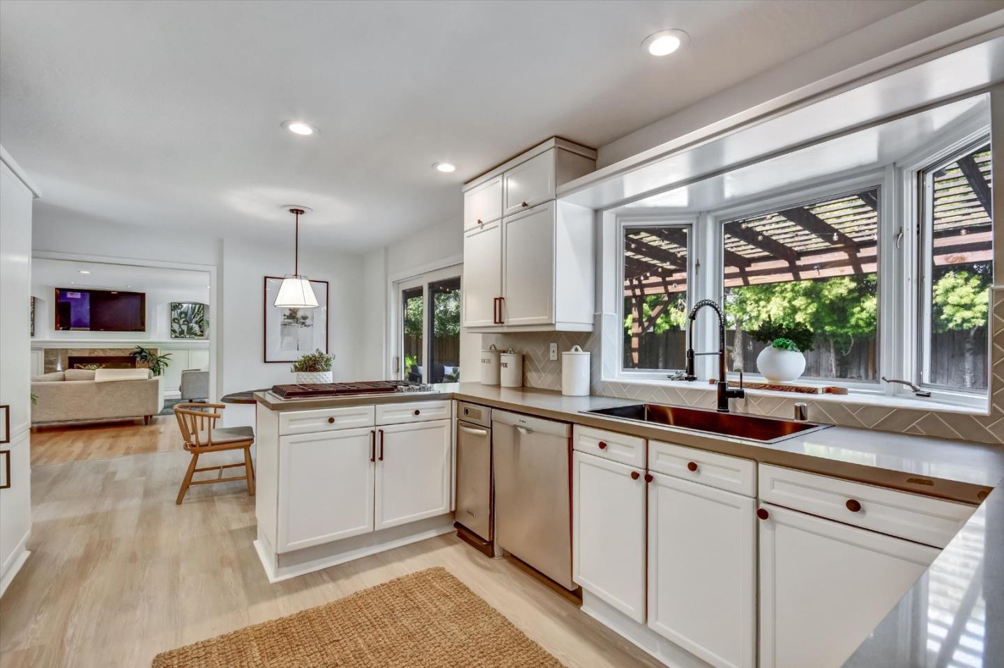 1017 Dartmouth Lane