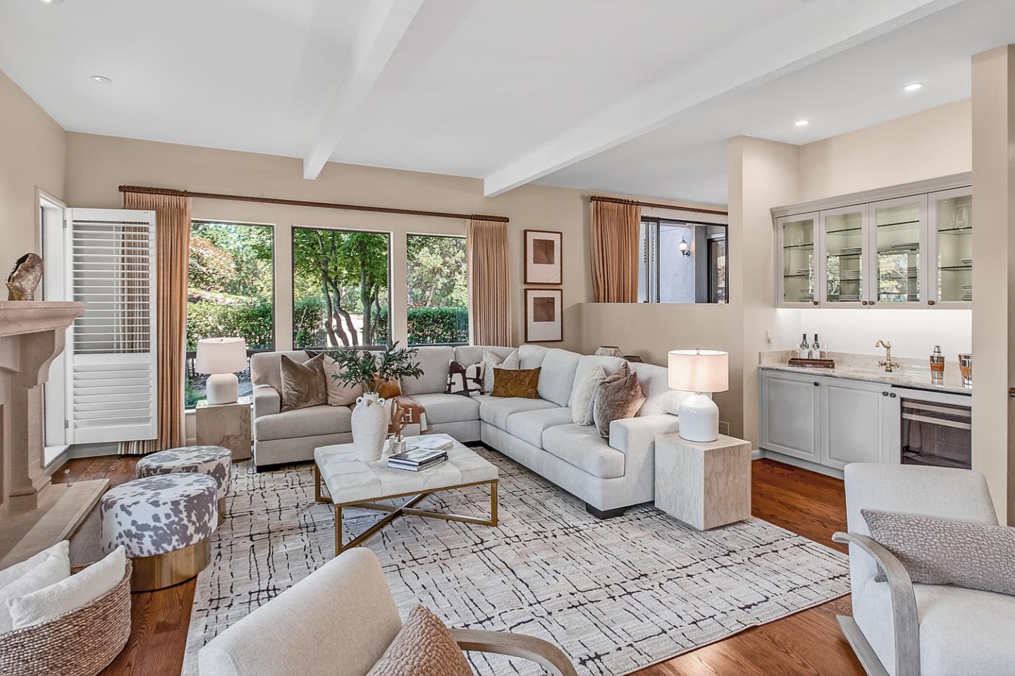 10 Mansion Court 713