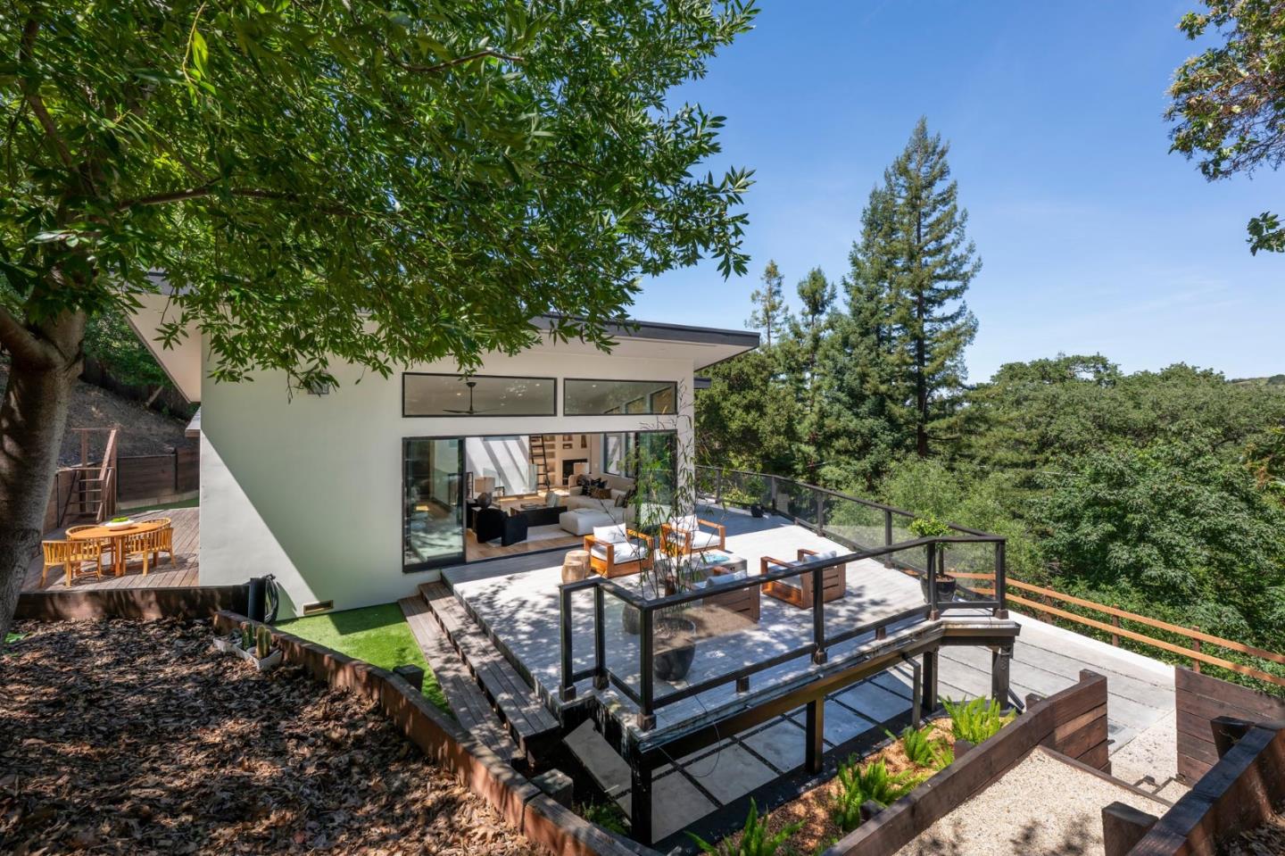 124 Foxwood Road