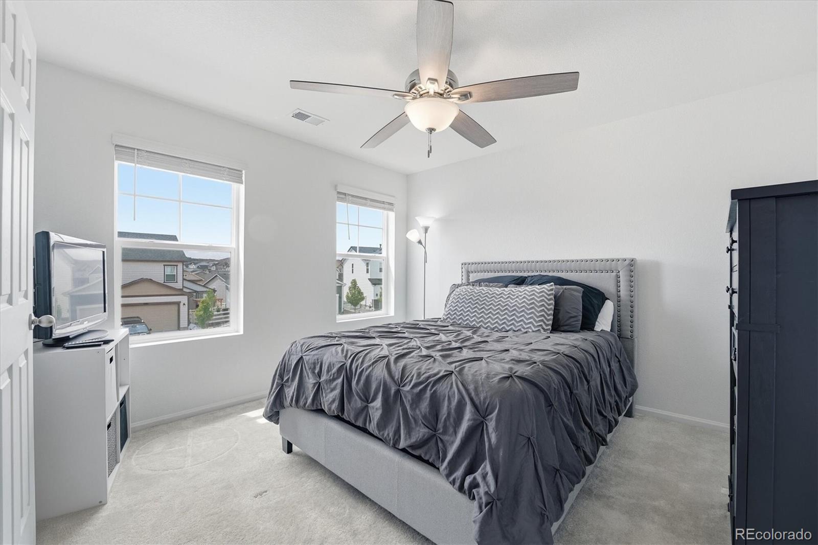 2595 Gray Wolf Place