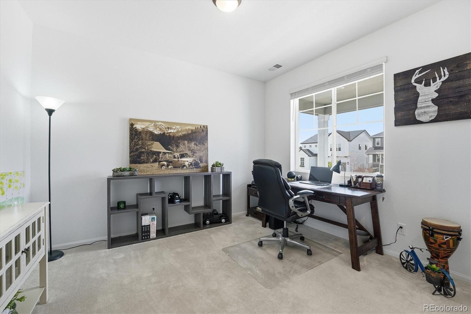 2595 Gray Wolf Place