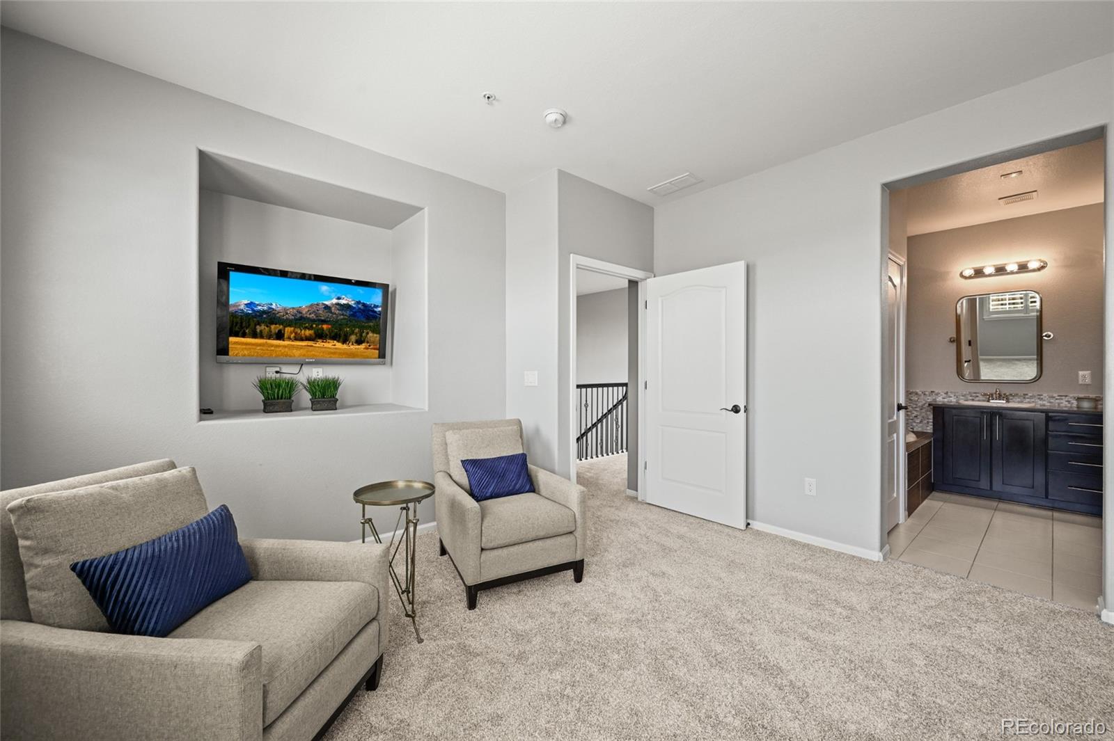 9452 Loggia Street Unit: C