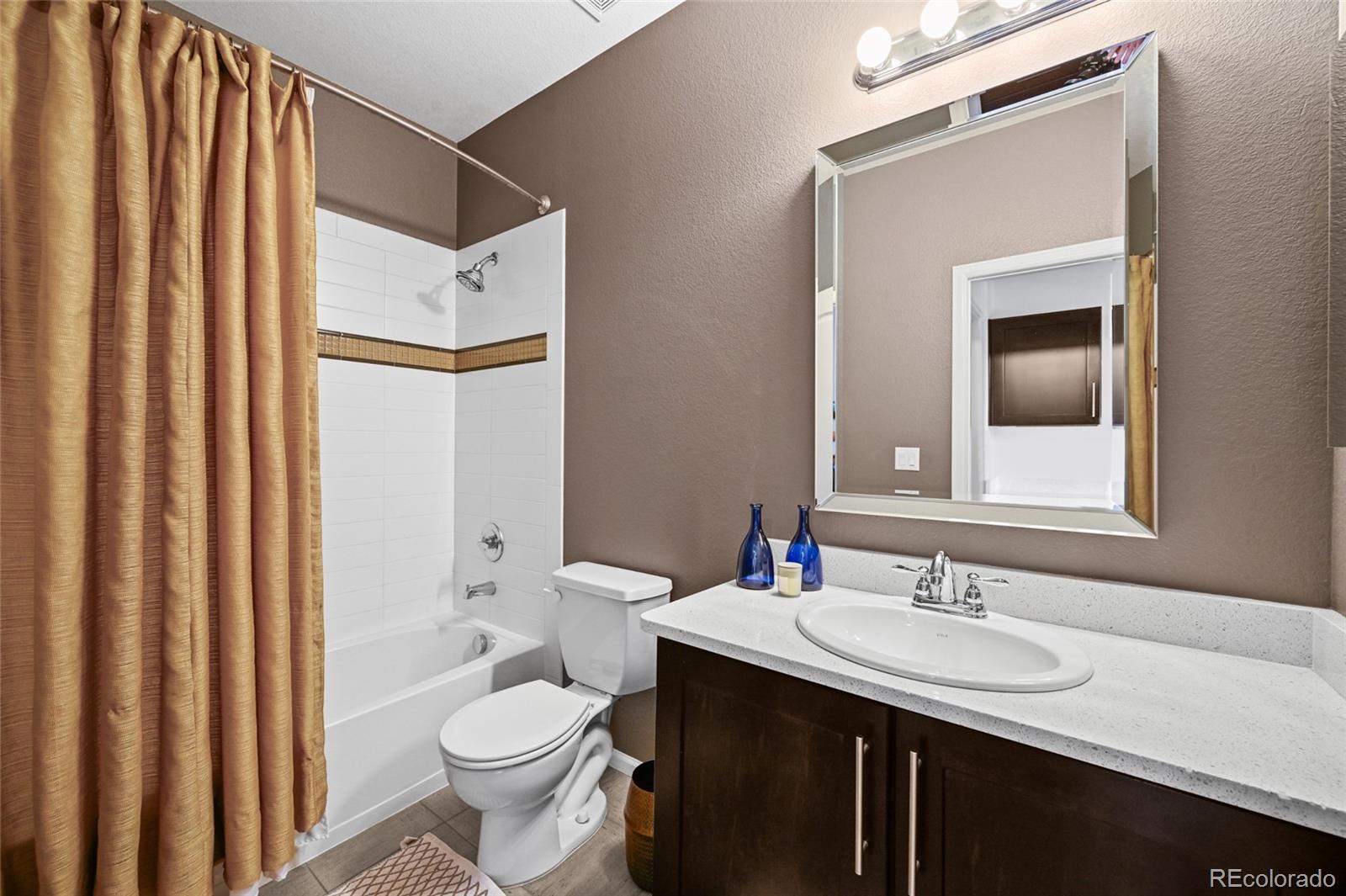 9452 Loggia Street Unit: C