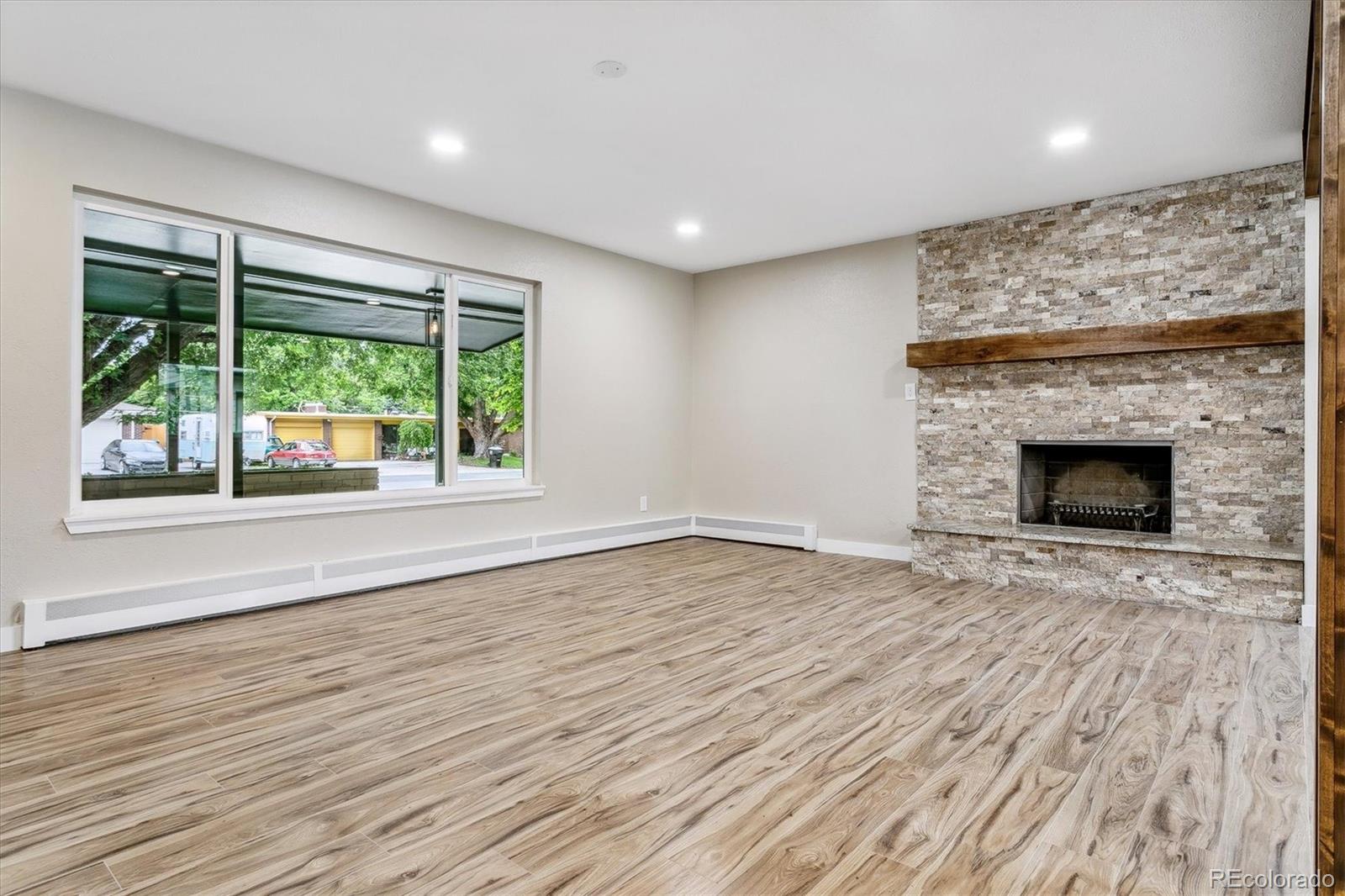 5992 S Pennsylvania Street