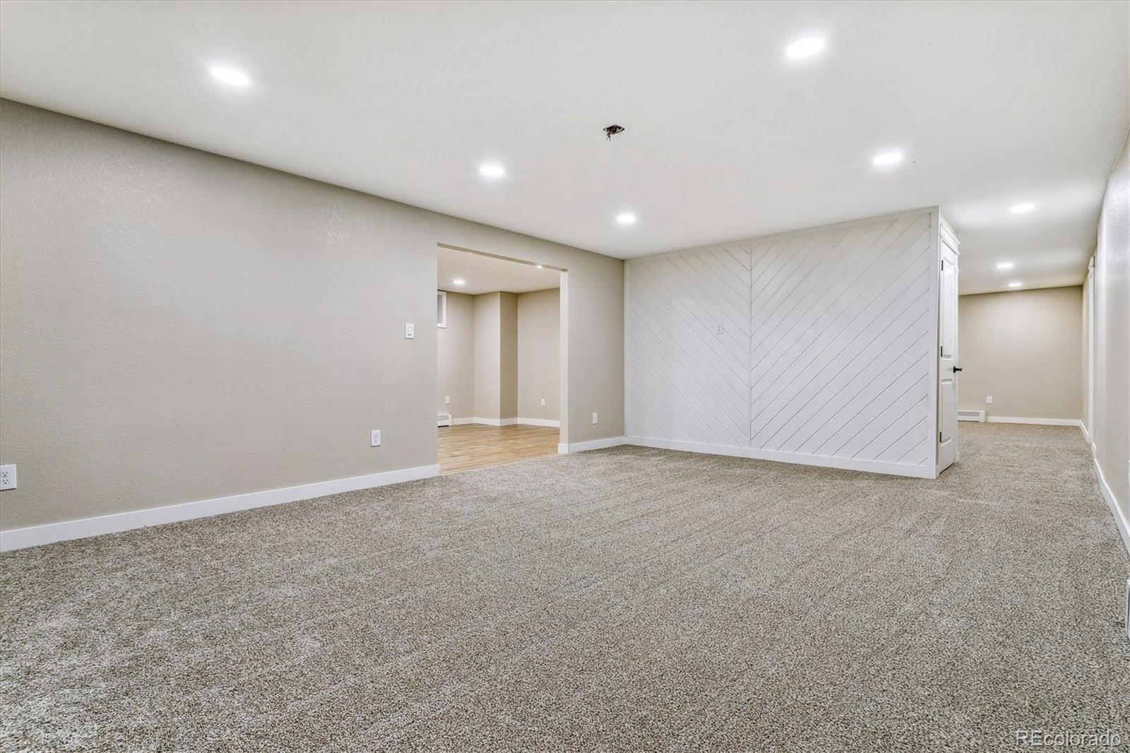 5992 S Pennsylvania Street