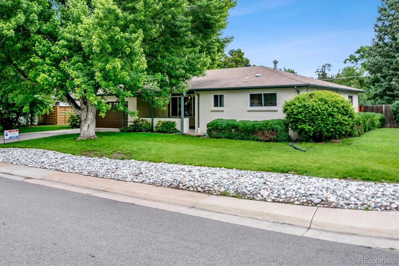 5992 S Pennsylvania Street