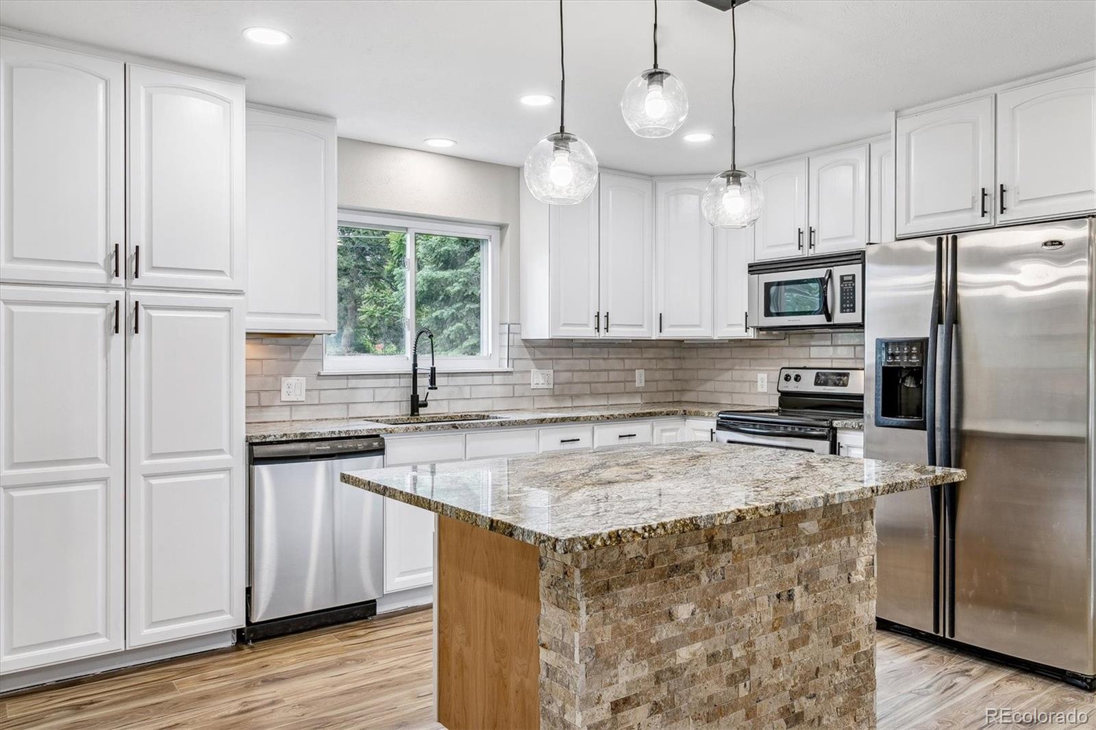 5992 S Pennsylvania Street