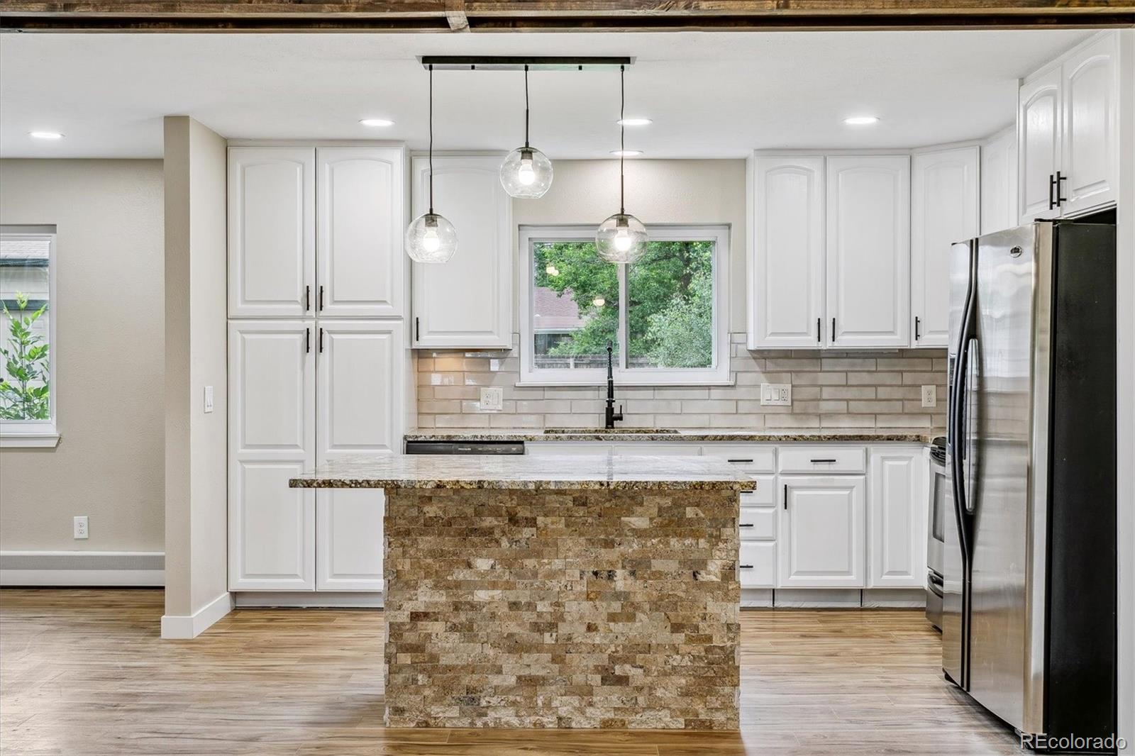 5992 S Pennsylvania Street