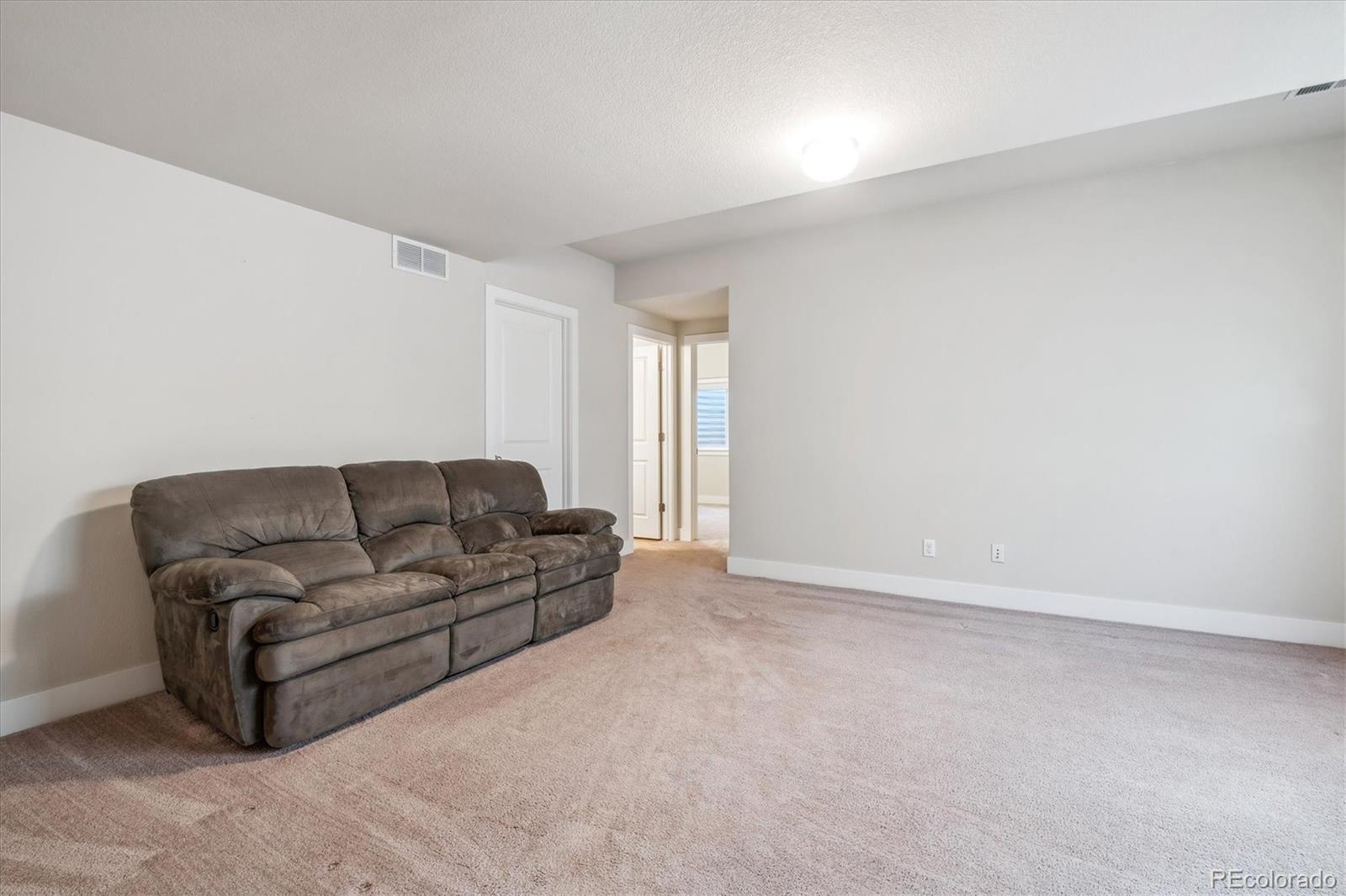 10461 Rutledge Street