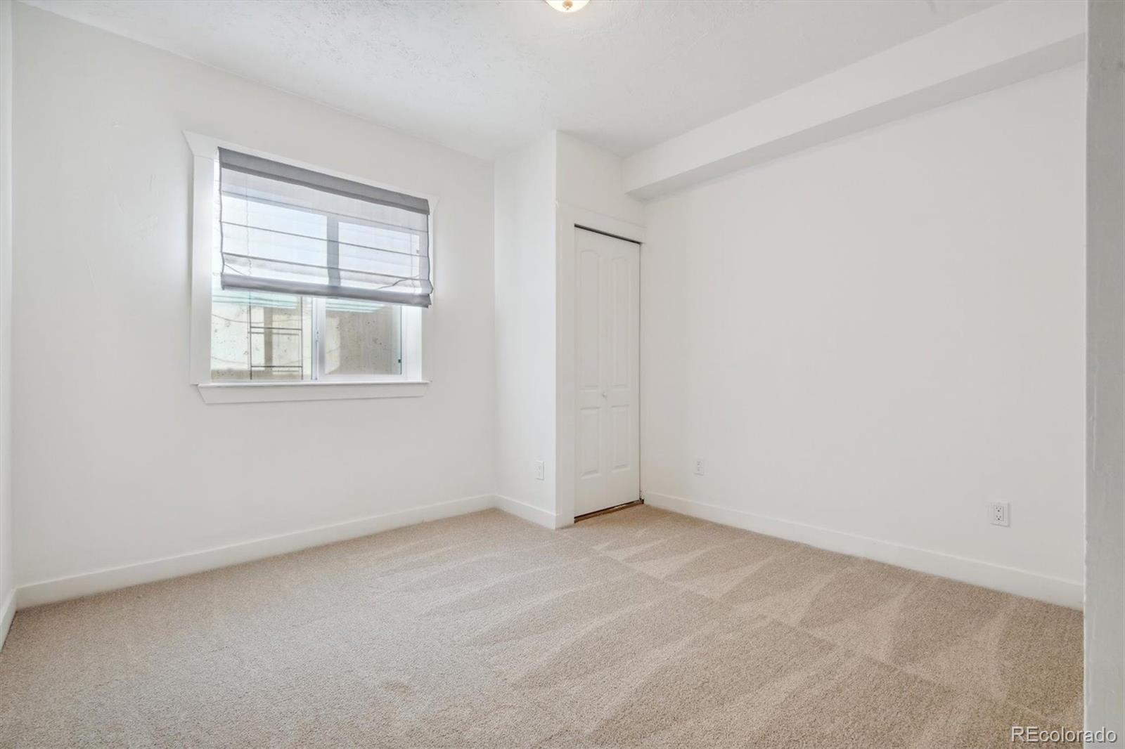 5694 Pinto Valley Street