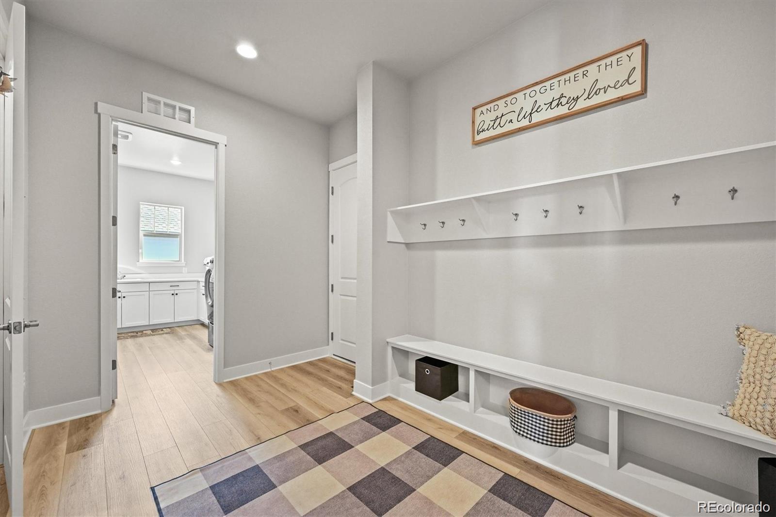 3293 Offbeaten Place