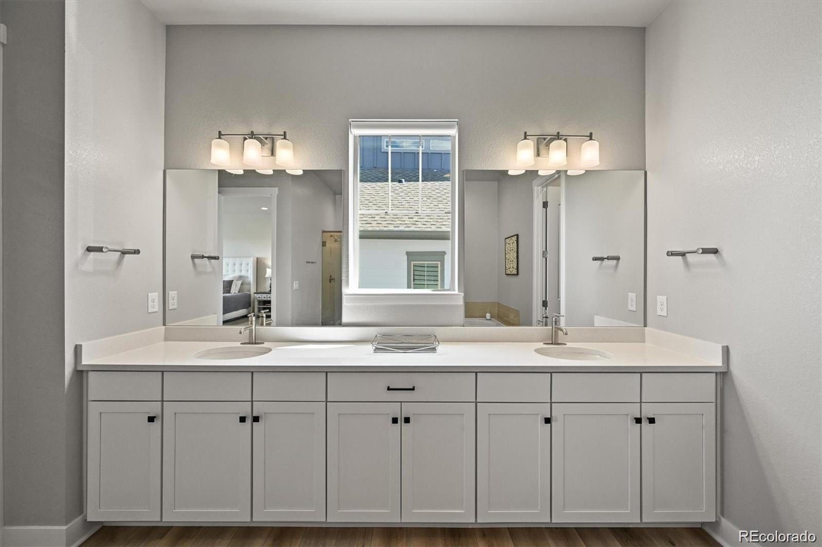 3293 Offbeaten Place