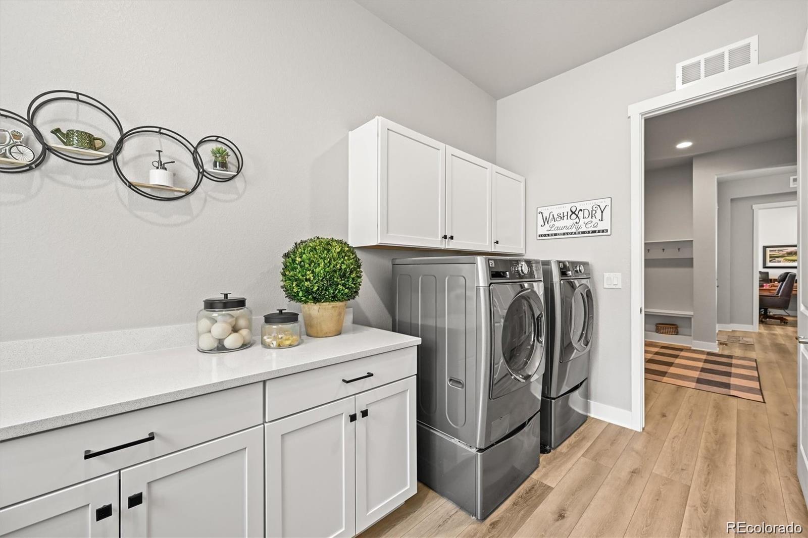 3293 Offbeaten Place