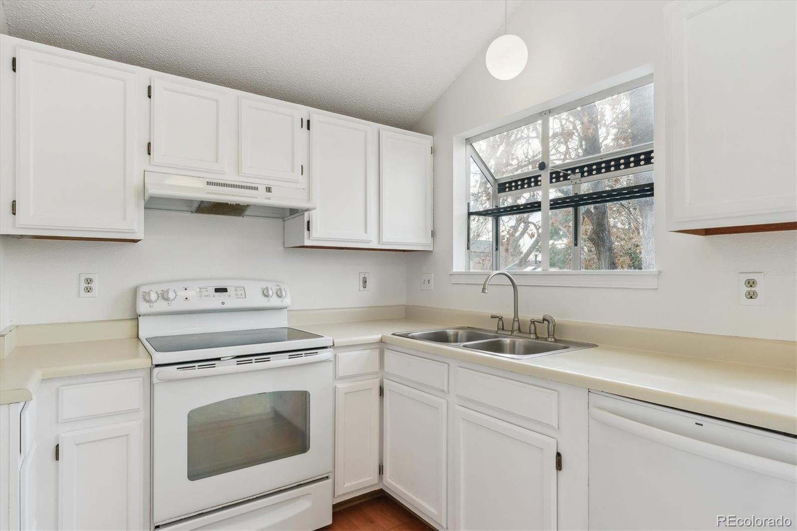 9057 Bermuda Run Circle