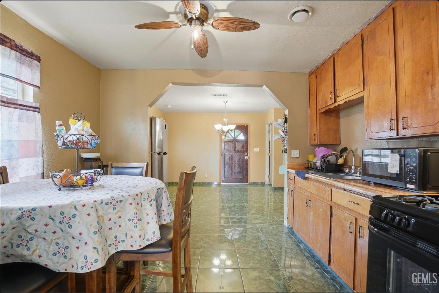 225 San Lucas Street