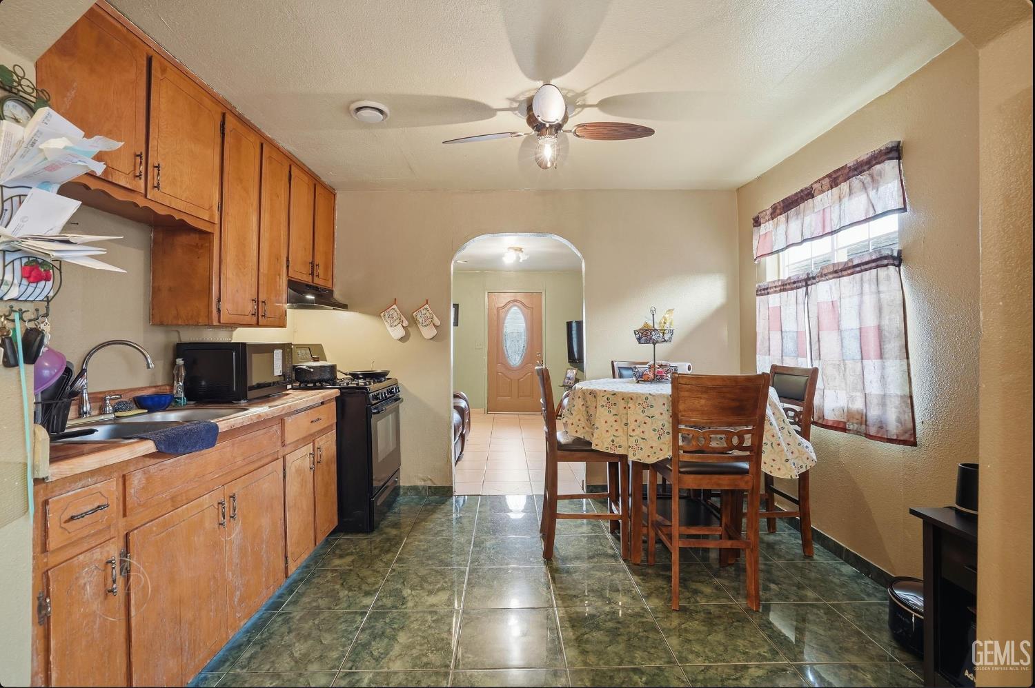 225 San Lucas Street