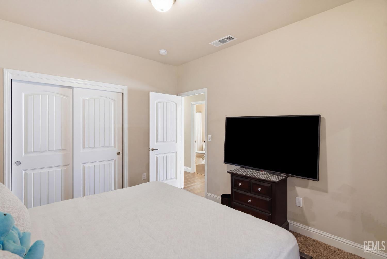 2551 Santa Clara Court