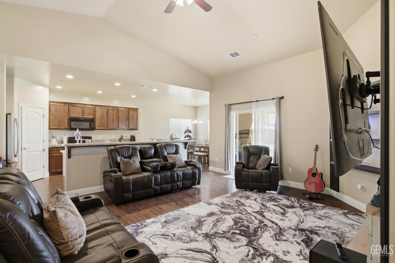 2551 Santa Clara Court