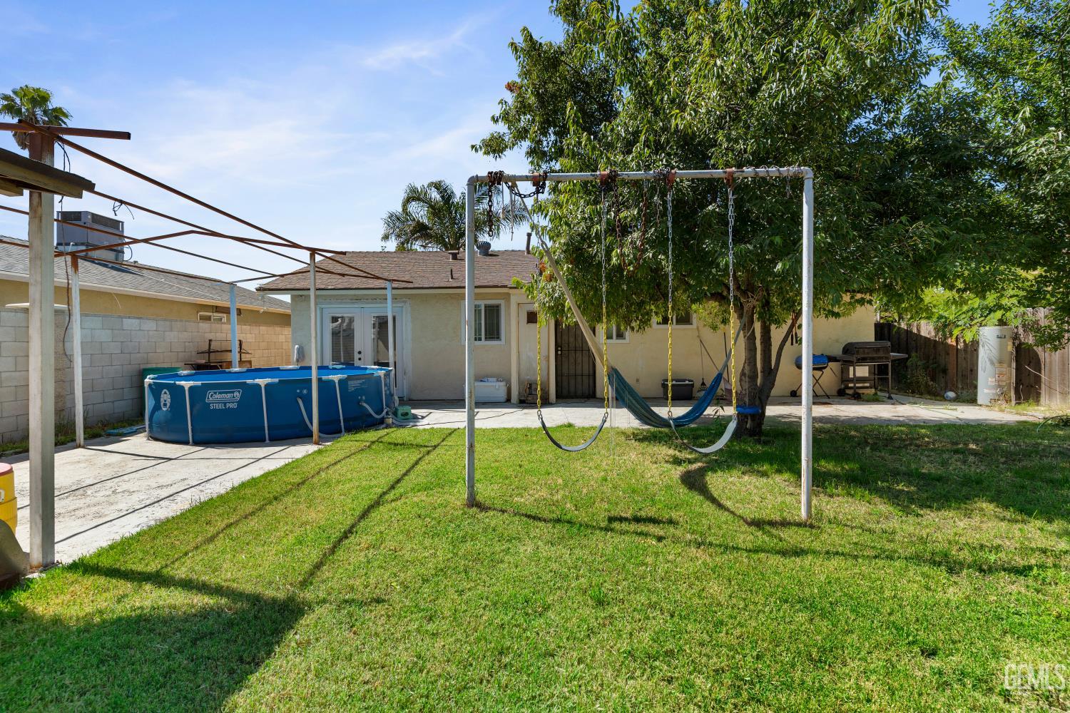 1016 Iris Street