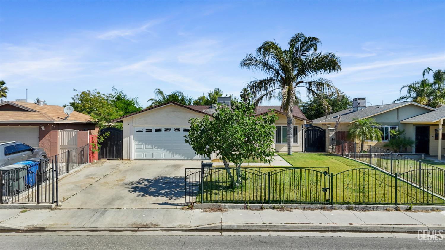 1016 Iris Street