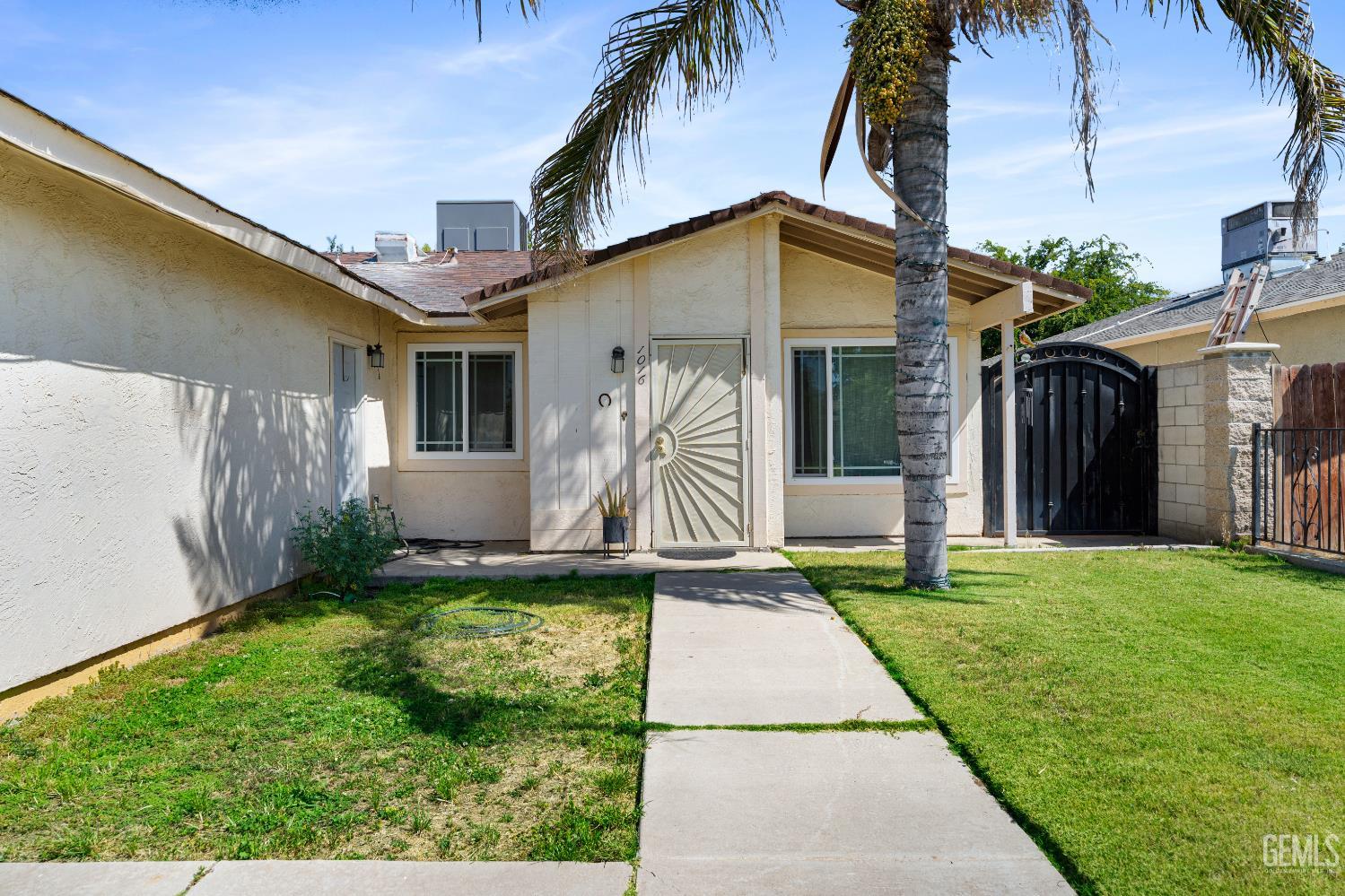 1016 Iris Street