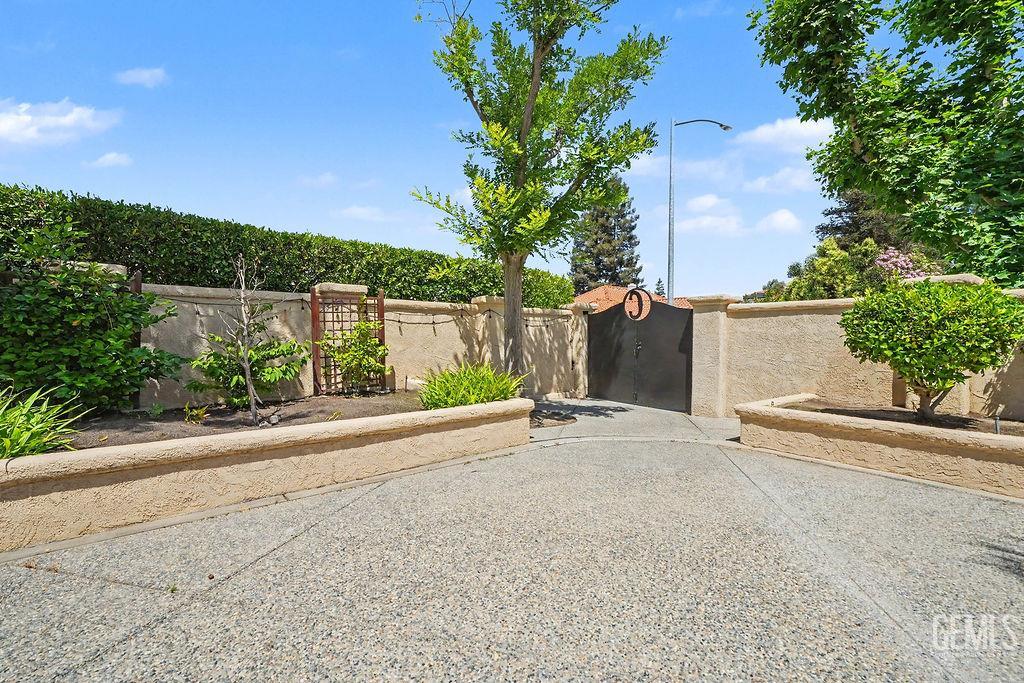 10111 N Spanish Bay Drive