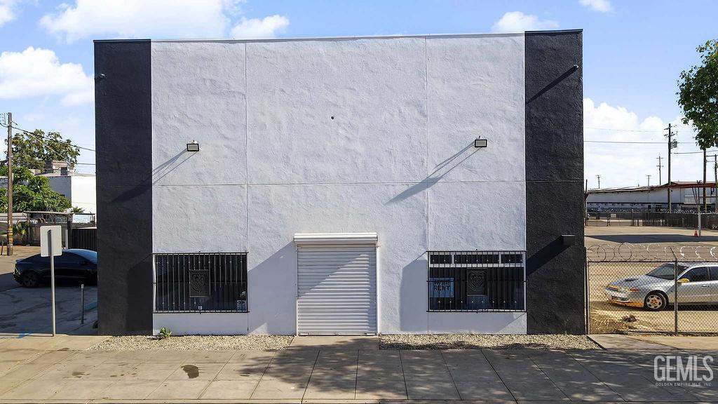 205 E 18th Street