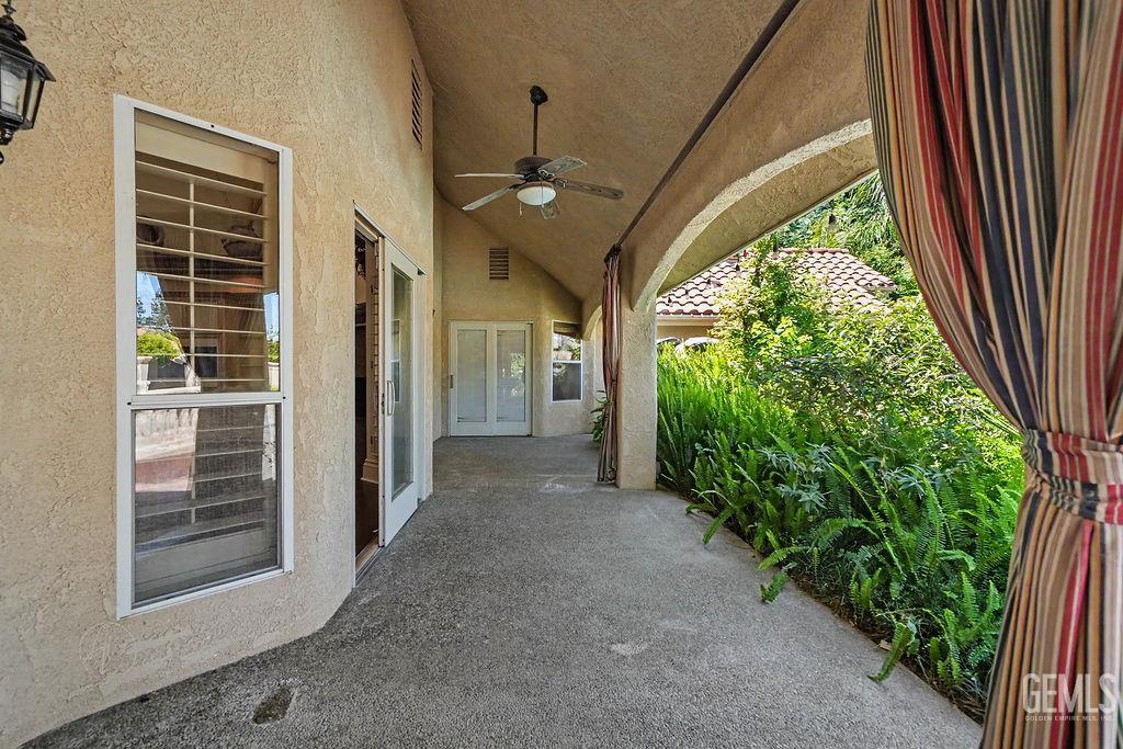 10111 N Spanish Bay Drive