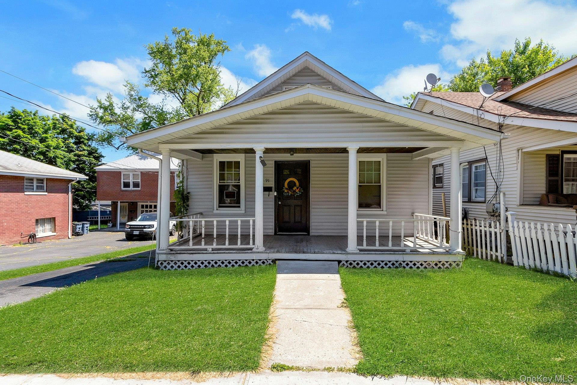 91 Clove Avenue