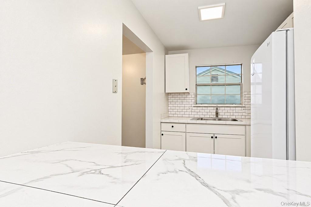 22 Lexington Hill Unit: 3