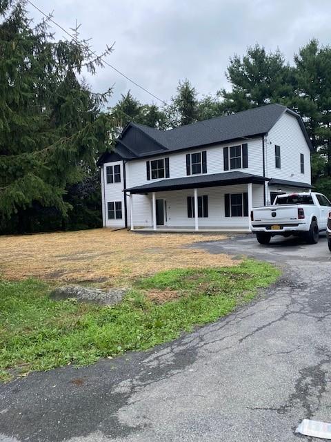 4 Blue Jay Drive