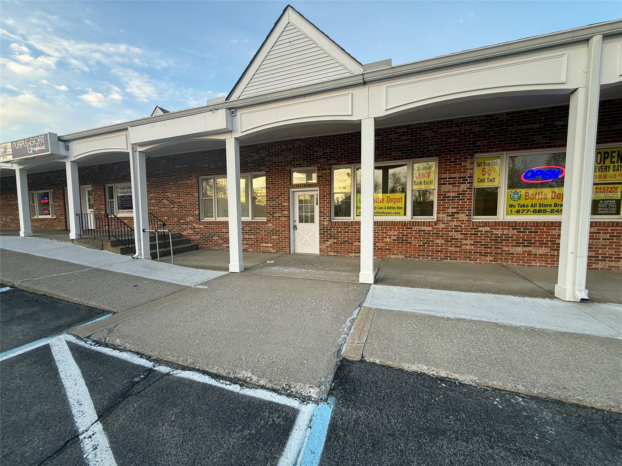228 Route 32