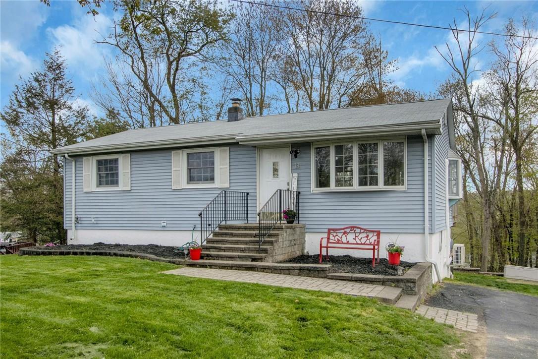 13 Maple Lane