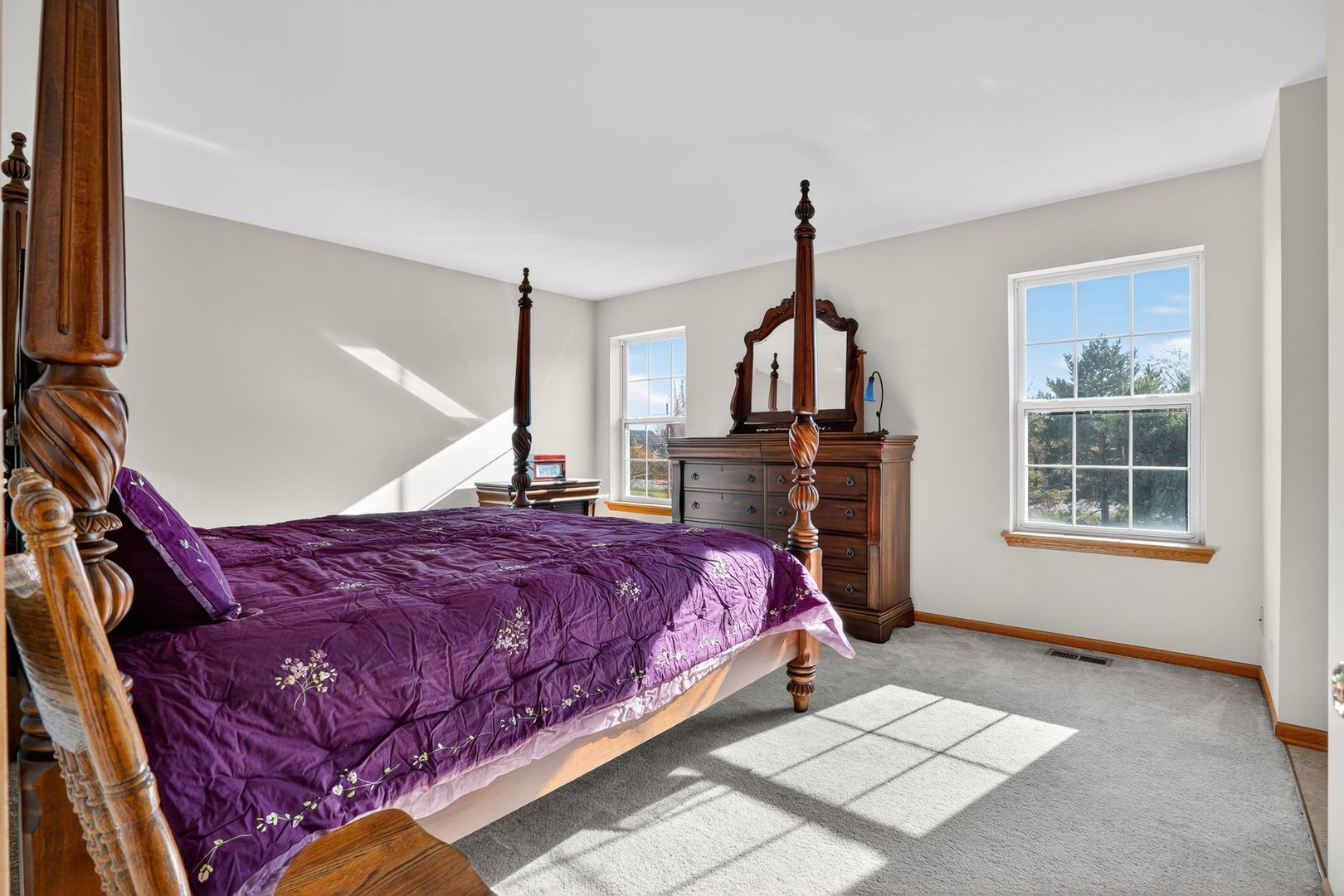 2722 Moraine Valley Road